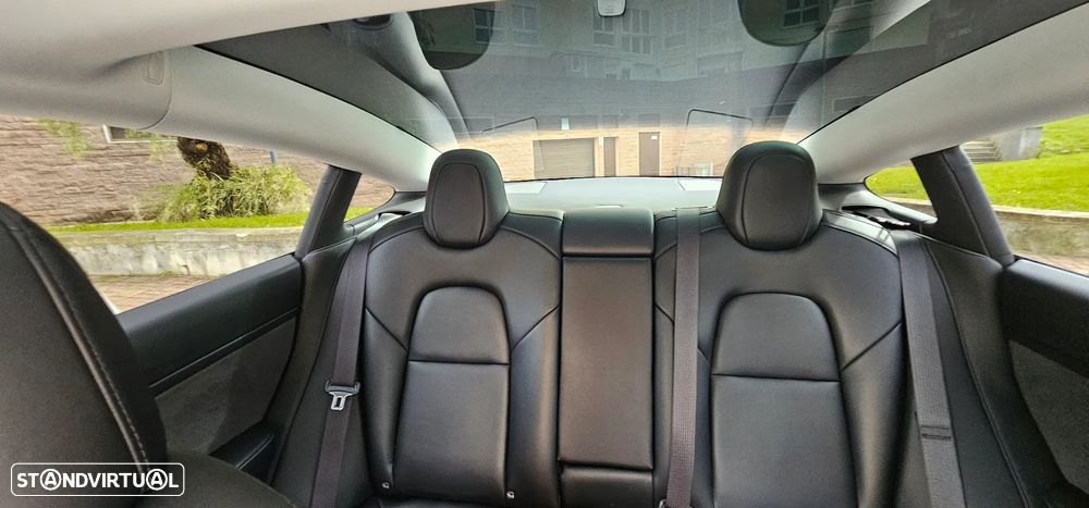 Tesla Model 3 Performance Dual Motor AWD - 19