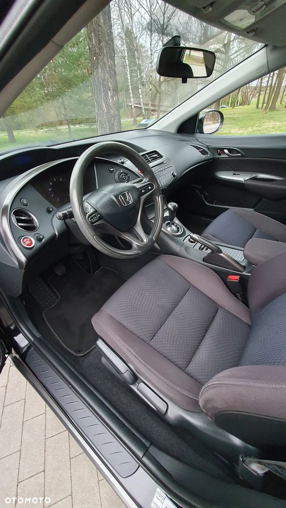 Honda Civic 1.4 i-VTEC Comfort - 17