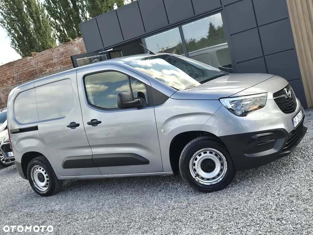 Opel COMBO - 18