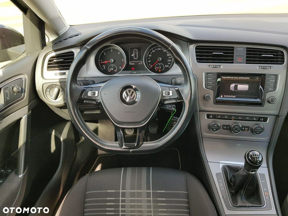 Volkswagen Golf 1.6 TDI BlueMotion Technology Lounge - 14