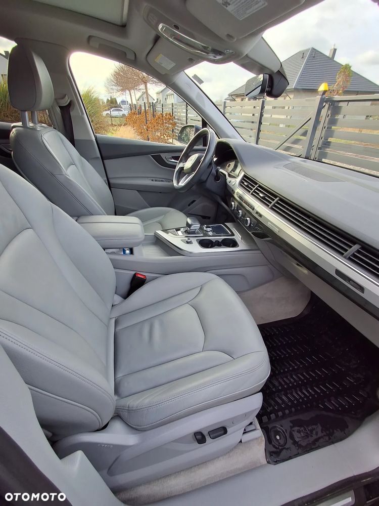 Audi Q7 - 19