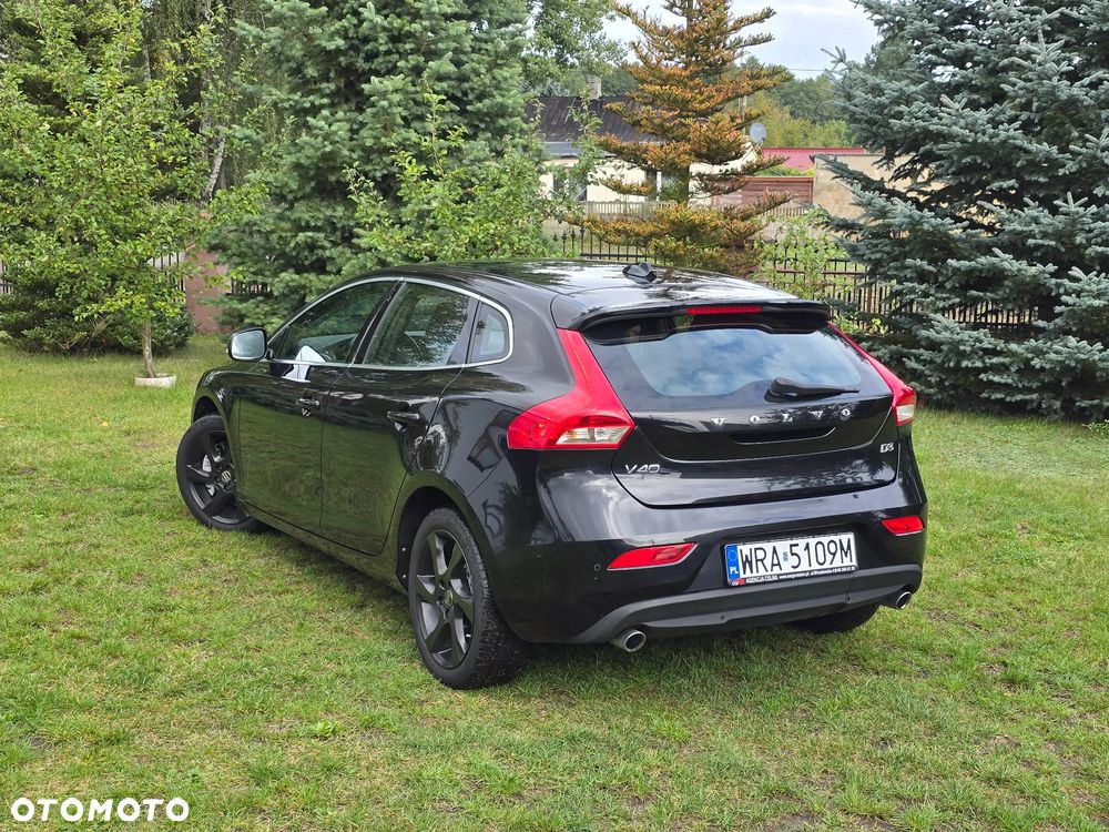 Volvo V40 D3 Momentum - 22
