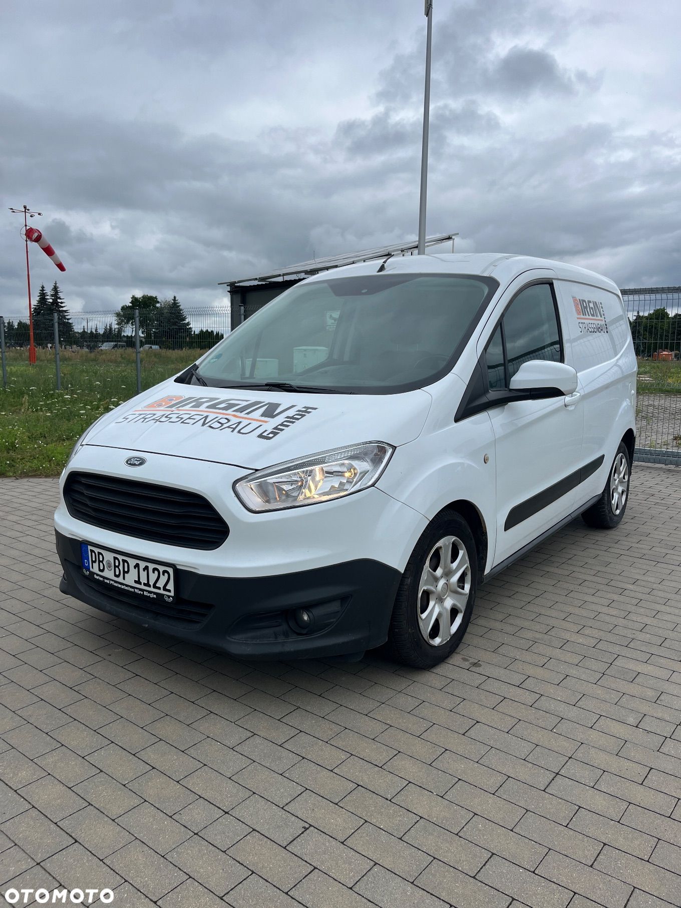 Ford Transit Courier - 1