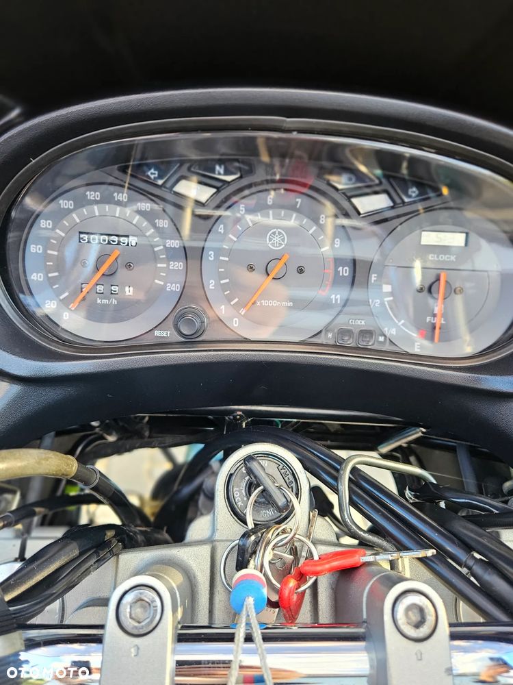 Yamaha XJ - 8