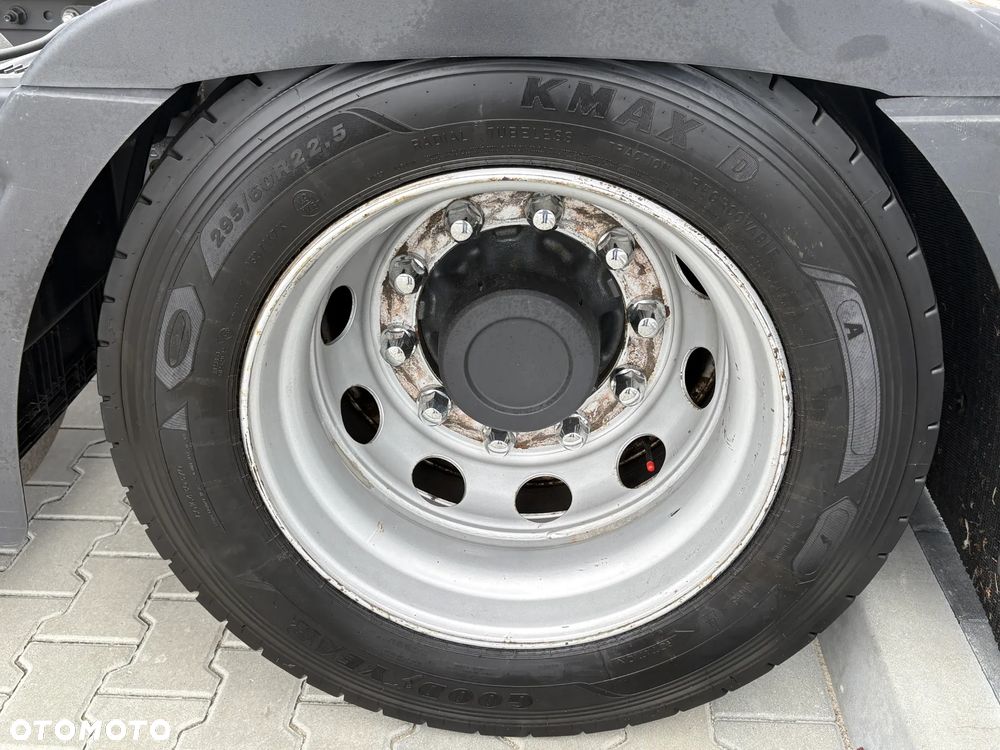 Renault *Gwarancja* T480 TC X-LOW - 14