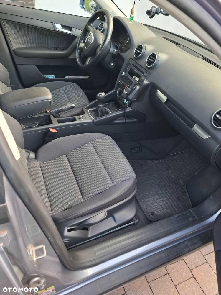 Audi A3 Sportback - 6