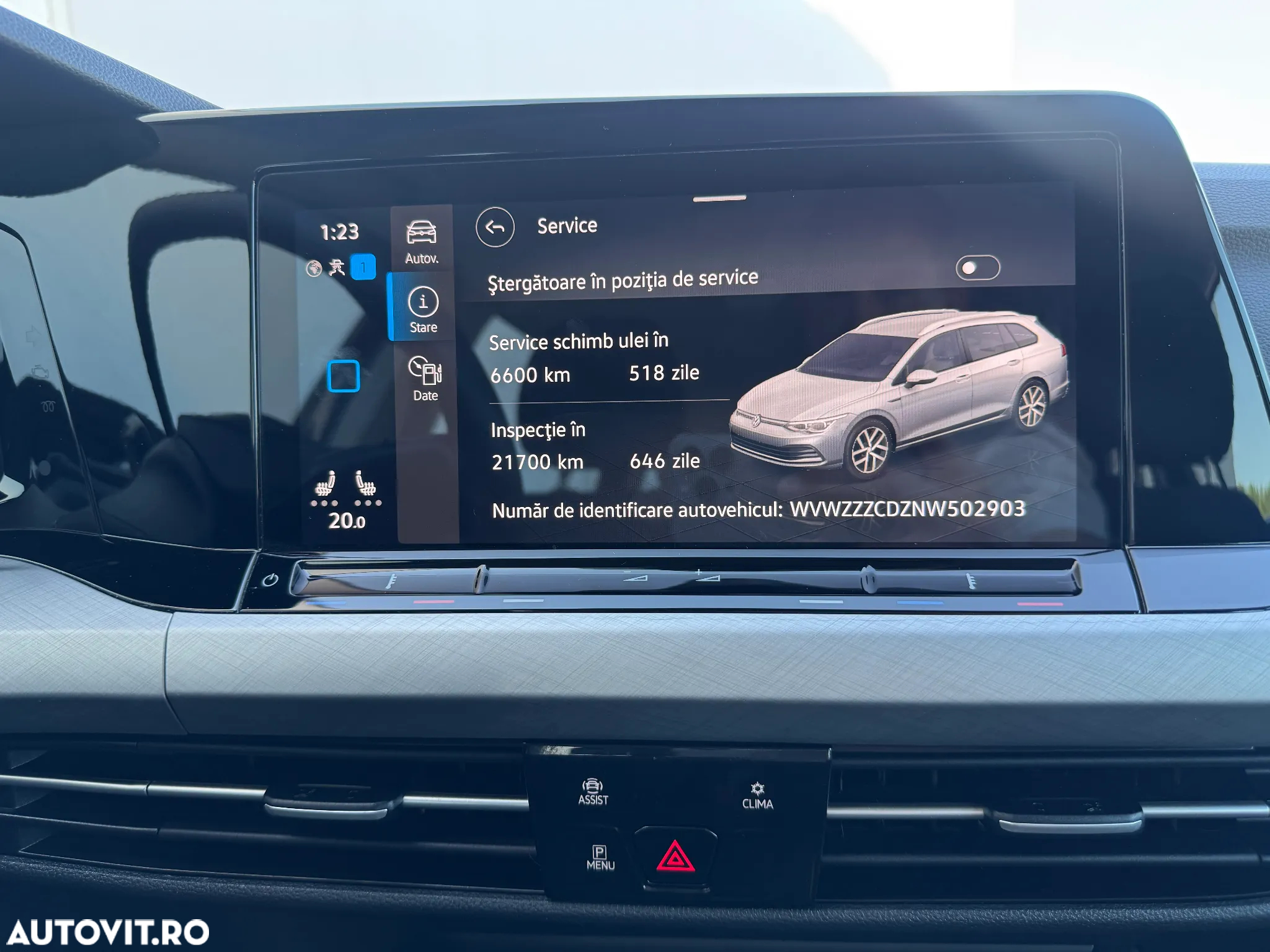 Volkswagen Golf Variant 2.0 TDI DSG Life - 20
