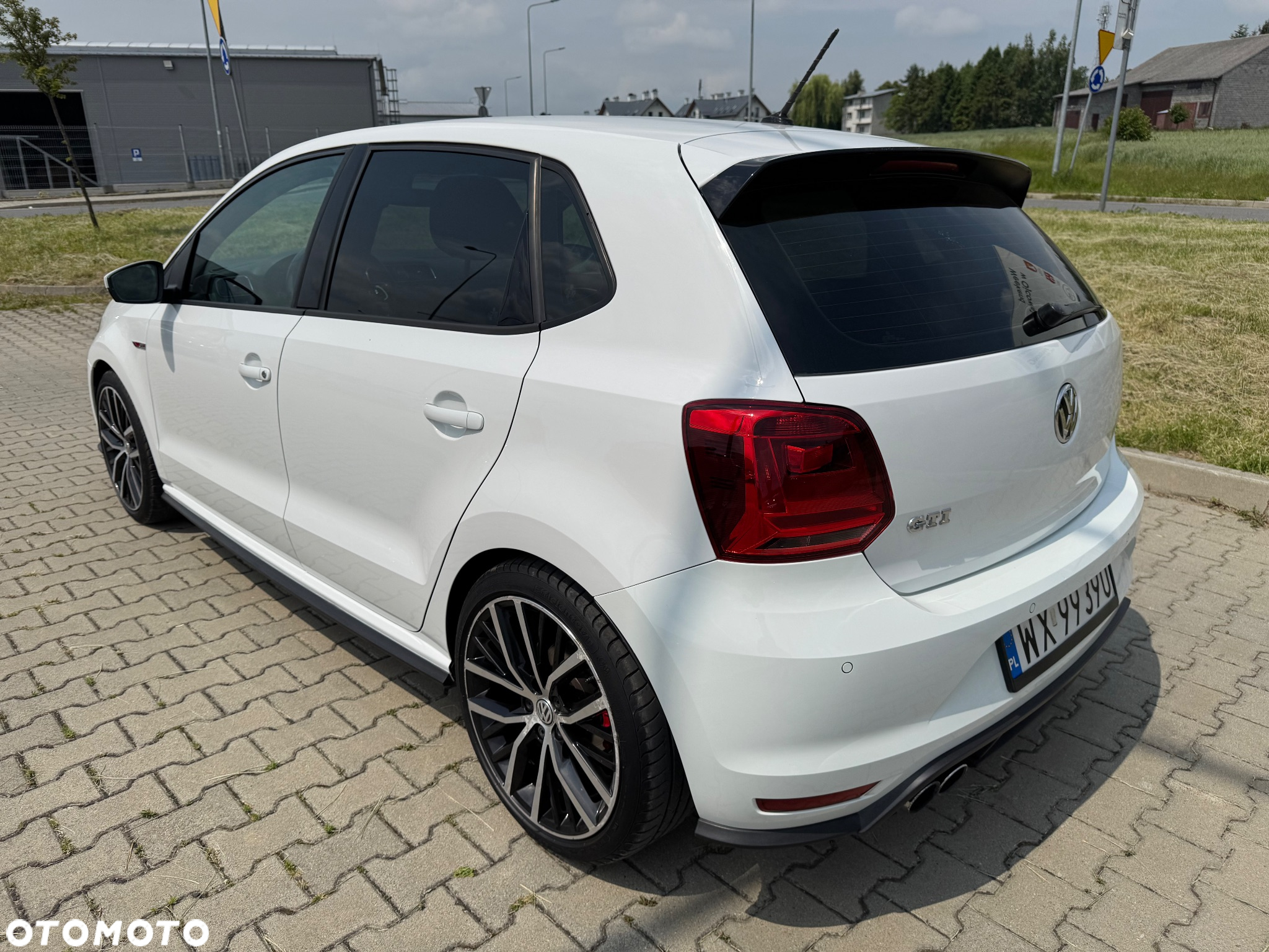 Volkswagen Polo 1.8 TSI BMT GTI DSG - 5