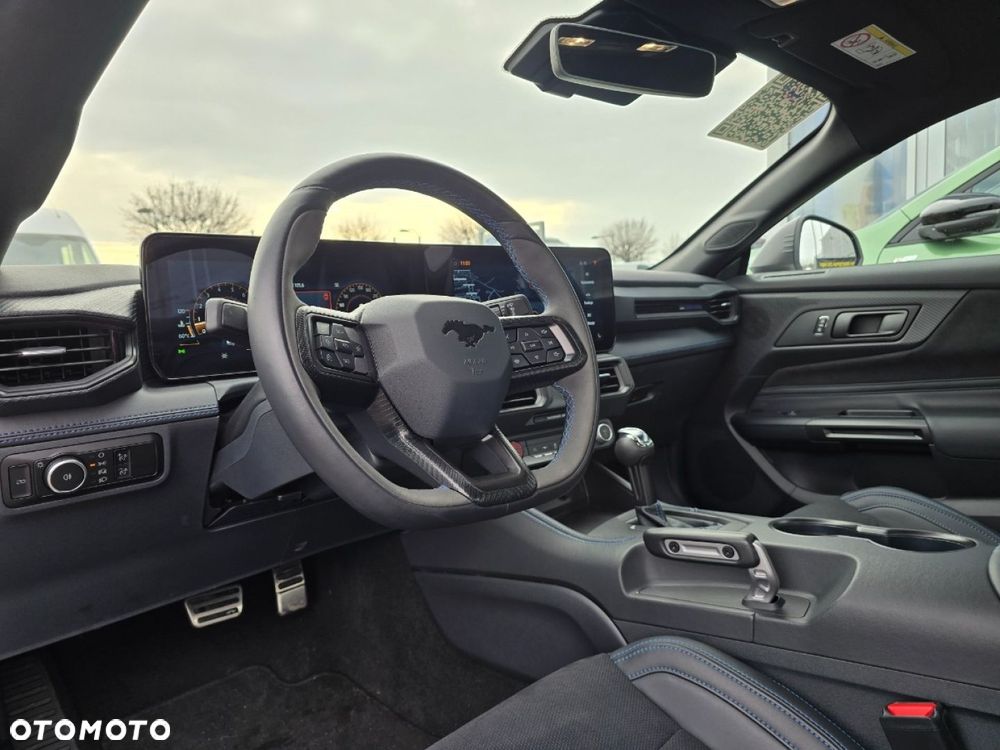 Ford Mustang - 14