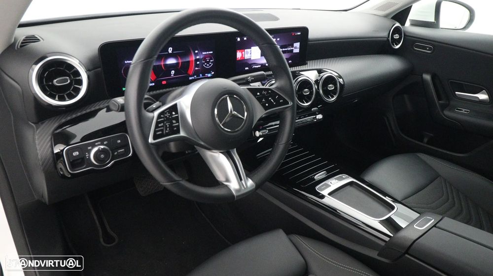 Mercedes-Benz CLA 180 d Progressive Aut. - 26