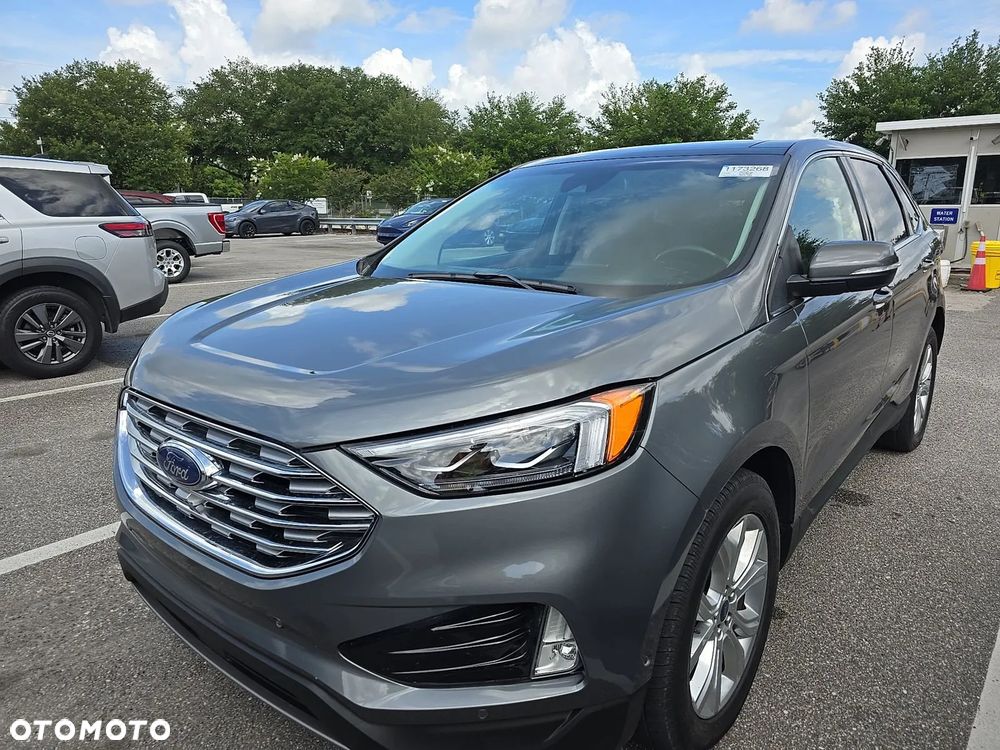 Ford Edge - 1