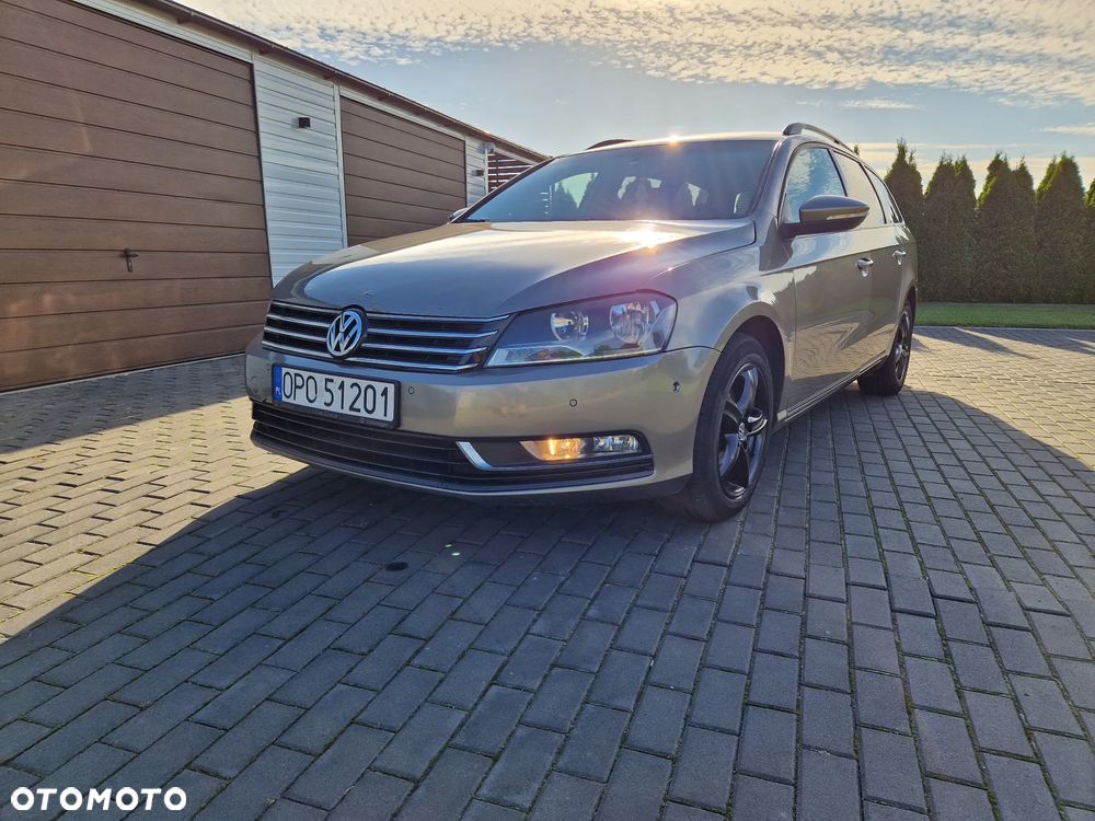 Volkswagen Passat 1.6 TDI Comfortline - 1