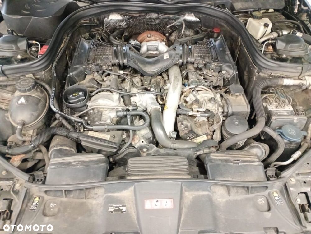 Mercedes-Benz Klasa E 350 CDI DPF BlueEFFICIENCY 7G-TRONIC Avantgarde - 15