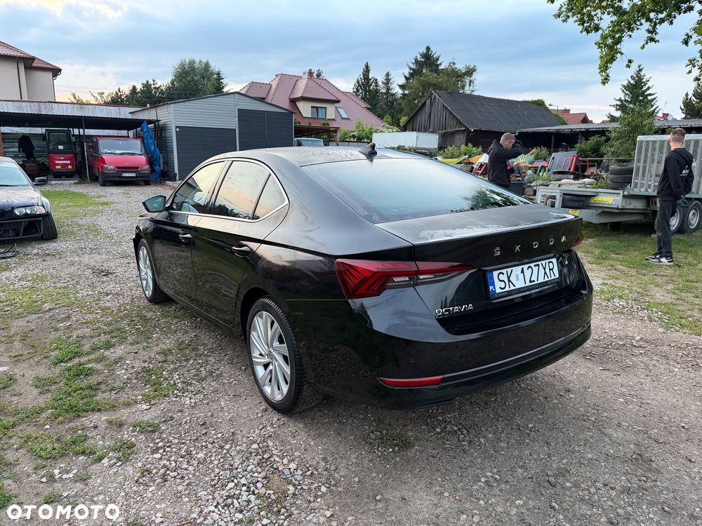 Skoda Octavia 2.0 TDI Business DSG - 3