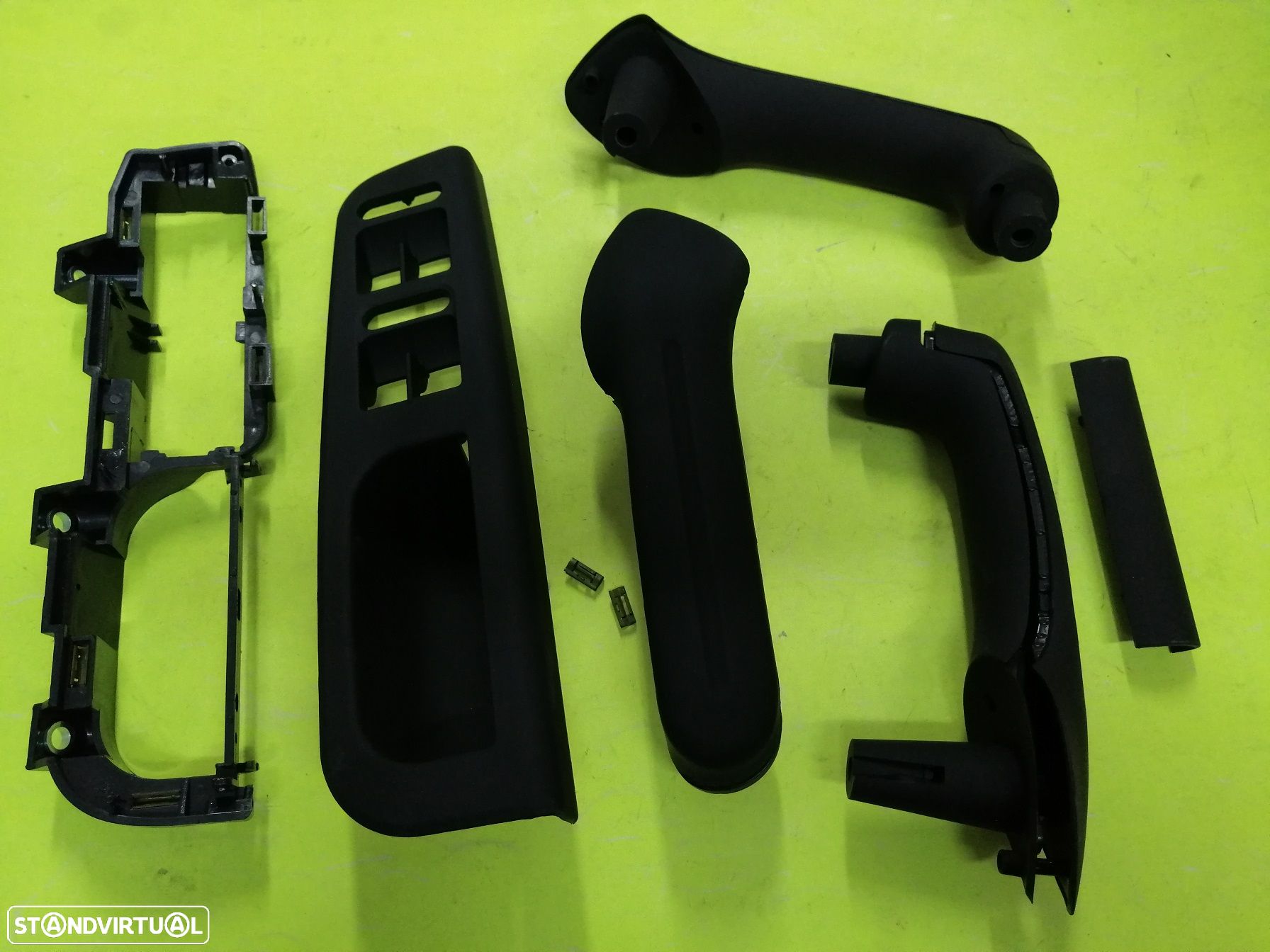 Kit completo de puxadores interiores das portas Vw Golf IV NOVO - 1