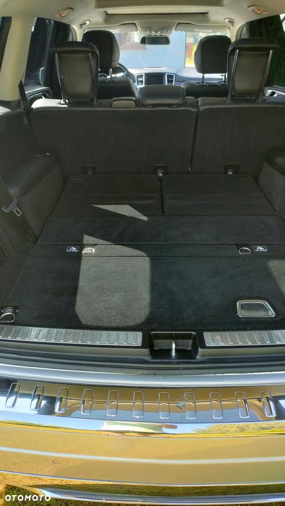Mercedes-Benz GL 350 BlueTEC 4-Matic - 37