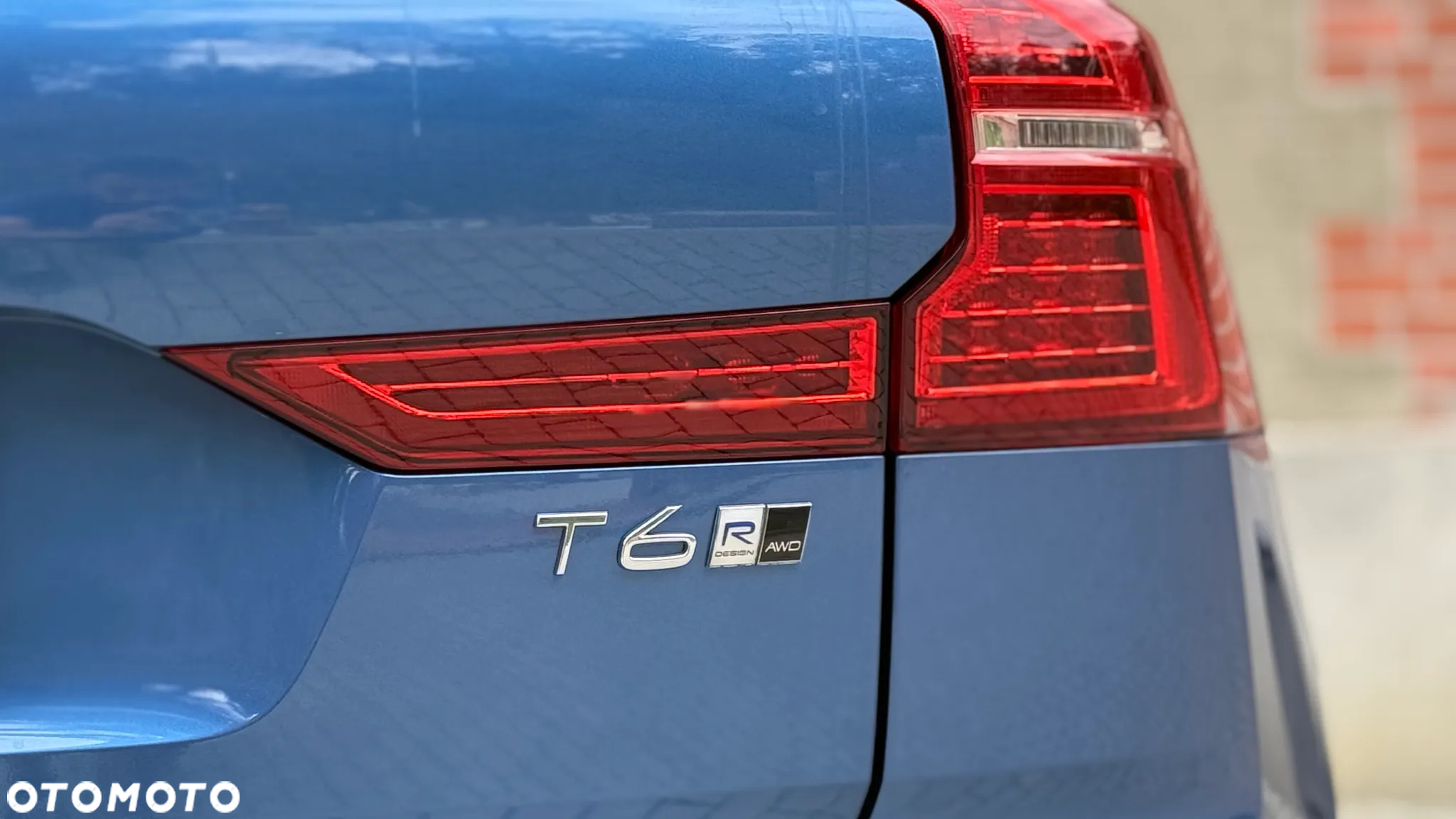 Volvo XC 60 T6 AWD R-Design - 17