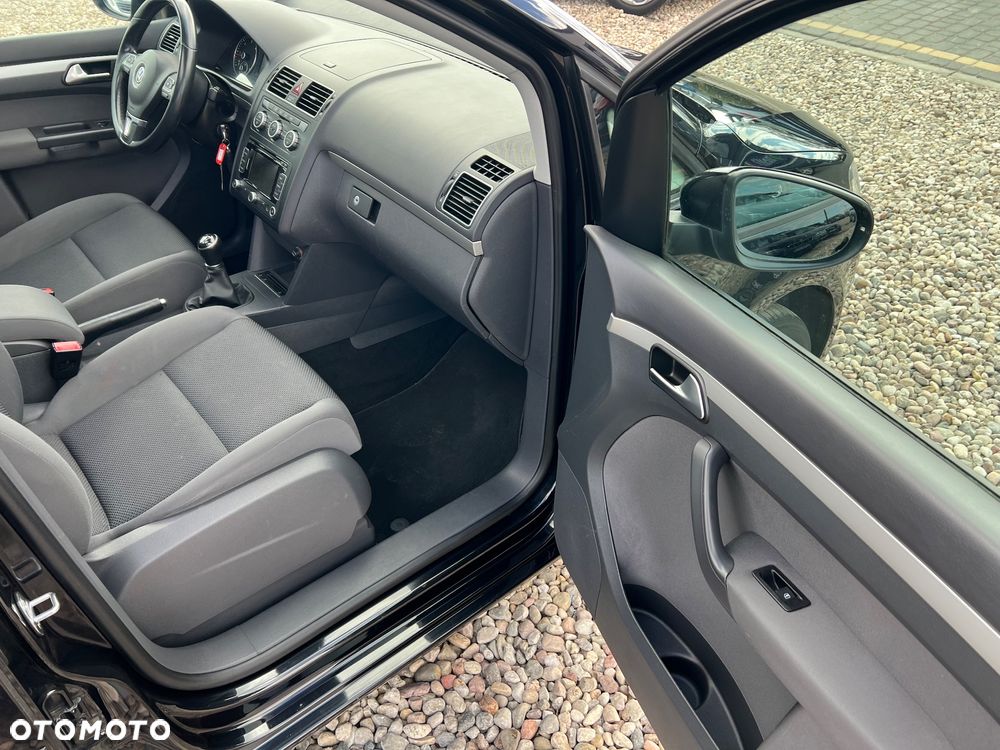 Volkswagen Touran 1.6 TDI DPF BlueMot Comfortline - 27