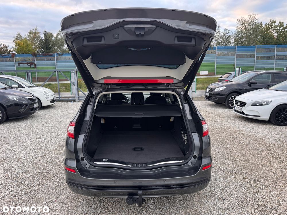 Ford Mondeo 2.0 TDCi Titanium - 36