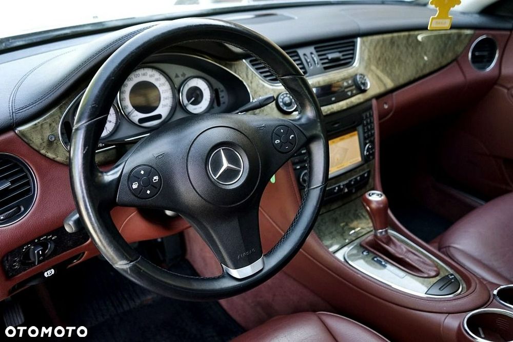 Mercedes-Benz CLS - 27