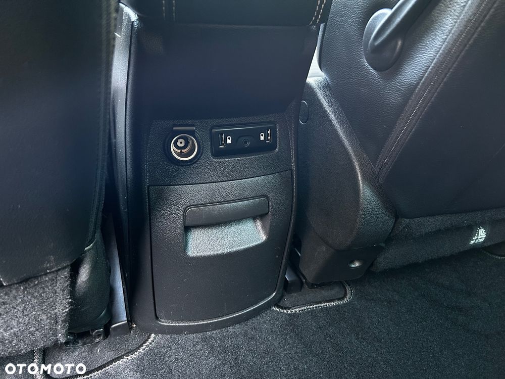 Renault Grand Scenic ENERGY TCe 140 EDC INTENS - 35
