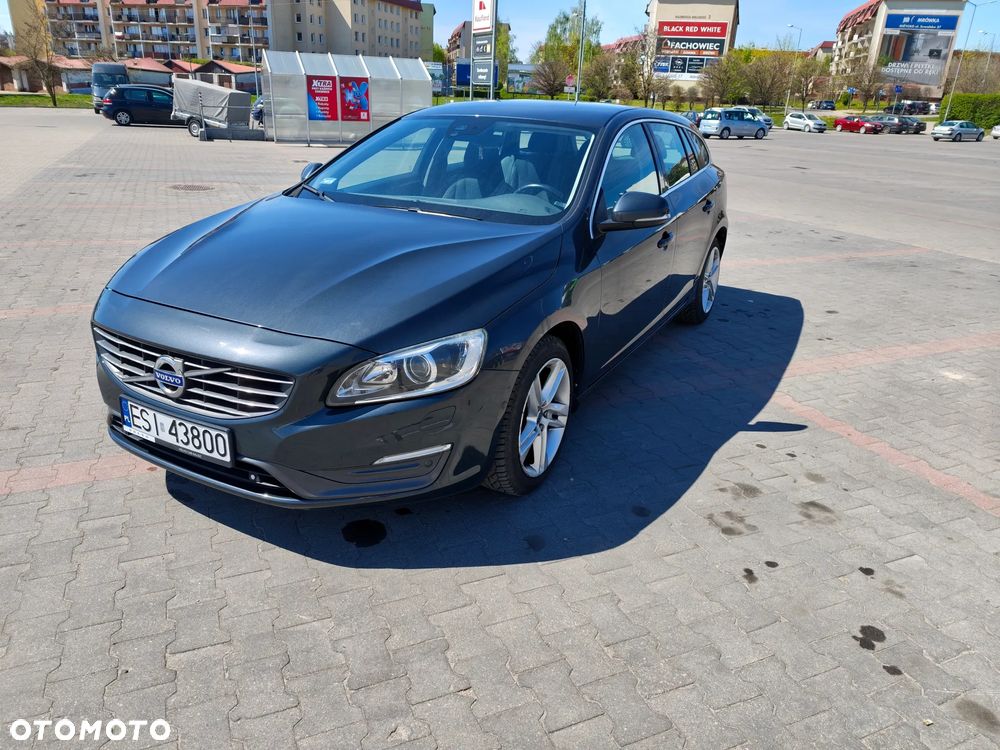 Volvo V60 D4 Drive-E Momentum - 3