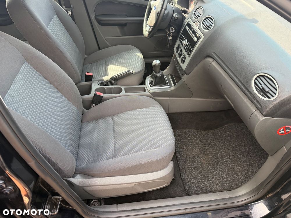 Ford Focus - 7