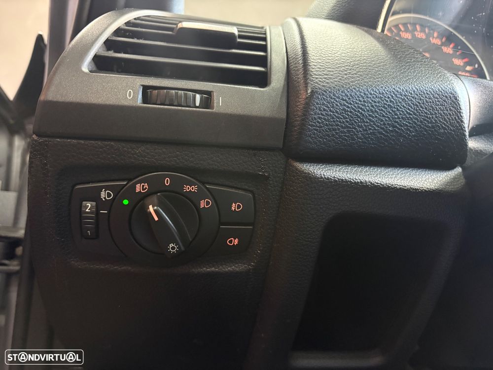 BMW 118 d DPF Edition Sport - 45