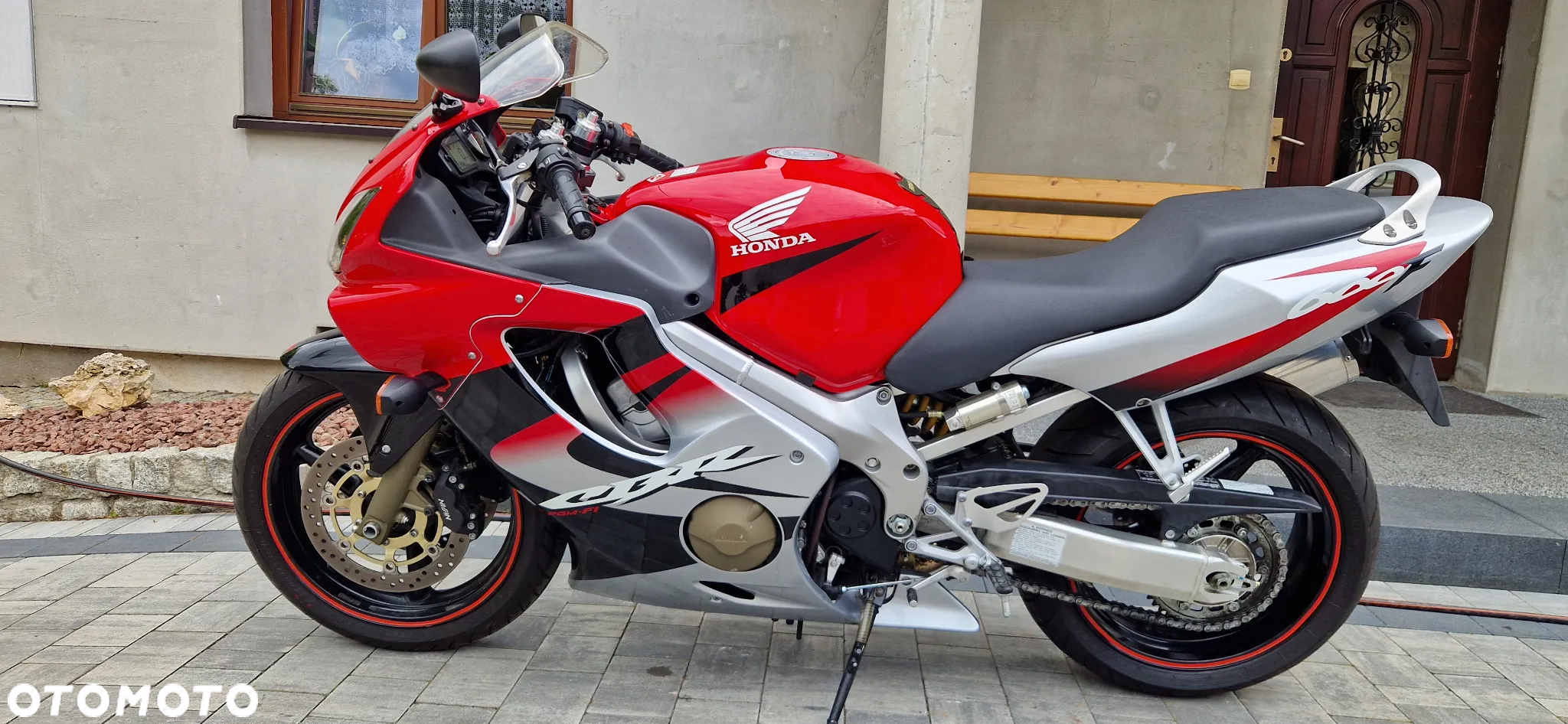 Honda CBR - 11
