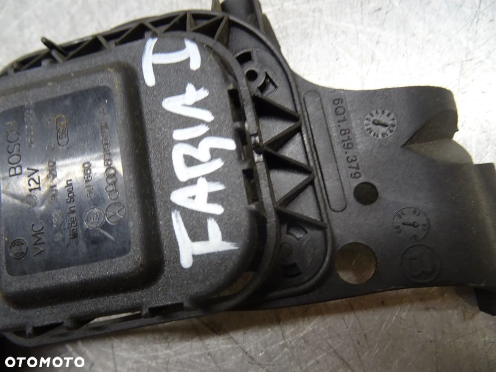 SKODA FABIA I 99-03 1.4 MPI SILNICZEK NAGRZEWNICY - 2