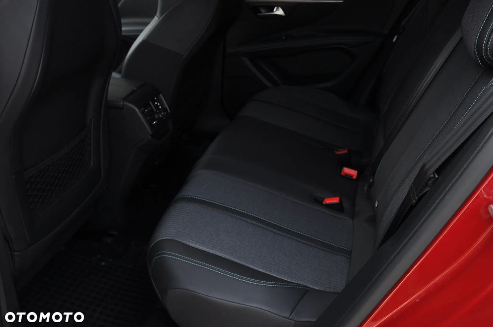 Peugeot 3008 1.2 PureTech Allure Pack S&S EAT8 - 11