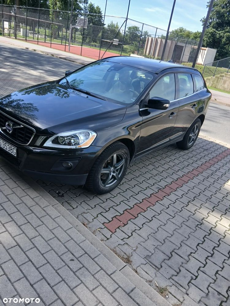 Volvo XC 60 2.4D AWD Momentum - 1