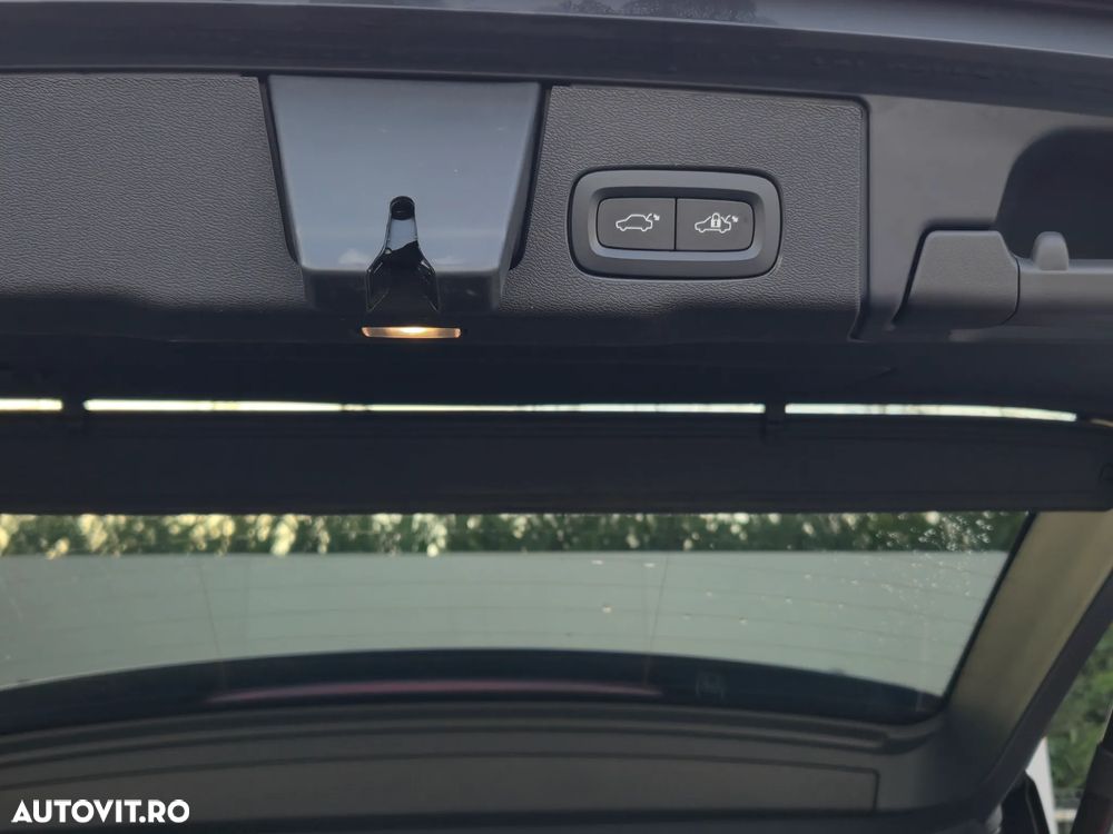 Volvo XC 60 B4 D AWD Geartronic Inscription - 29