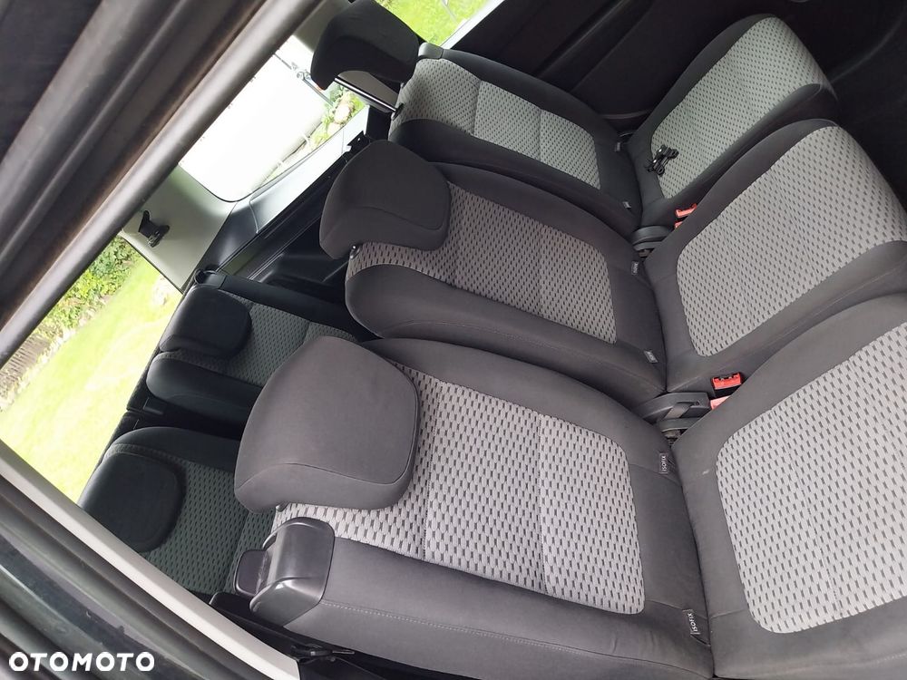Volkswagen Sharan - 27