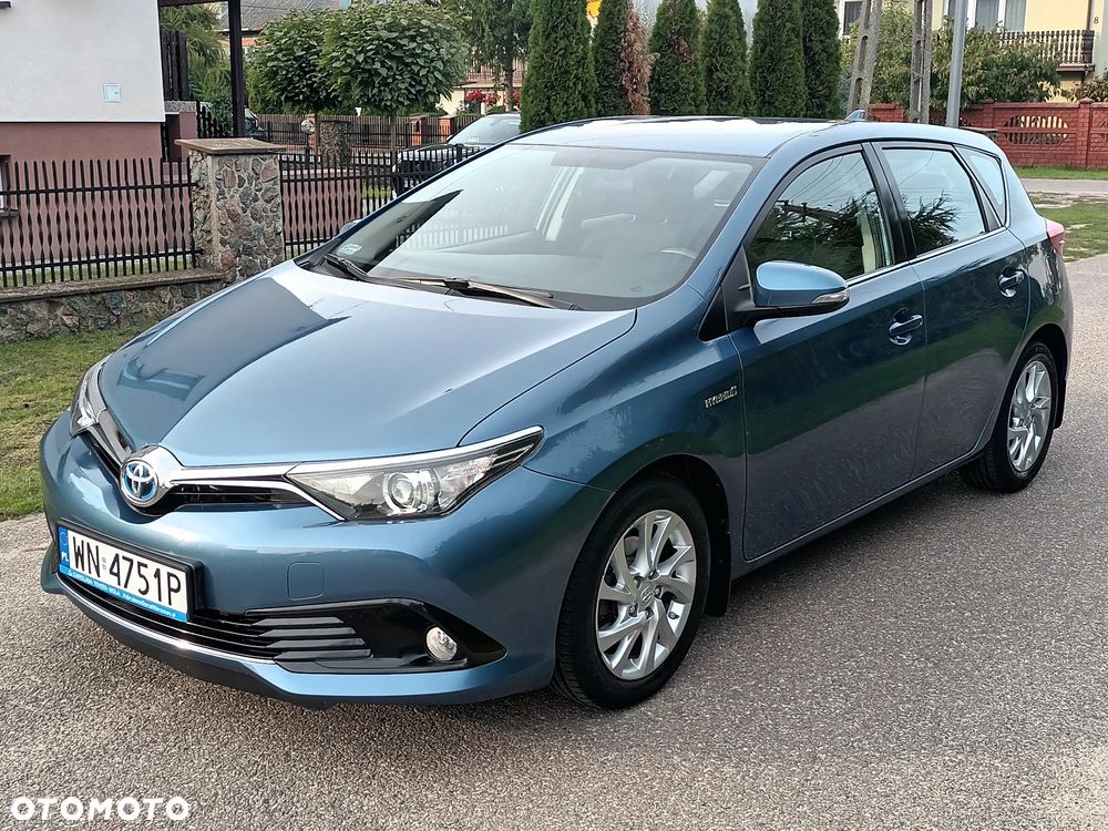 Toyota Auris Hybrid 135 Premium - 4