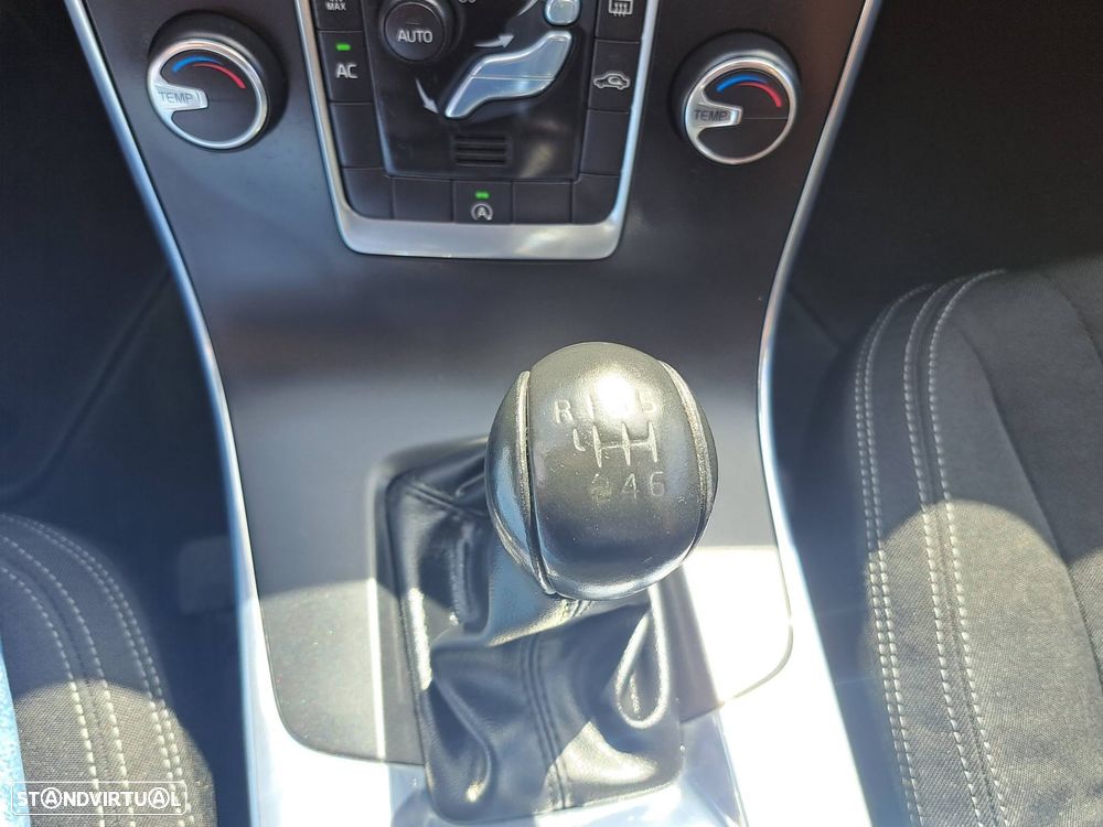 Volvo V60 1.6 D2 Drive Kinetic Start/Stop - 36