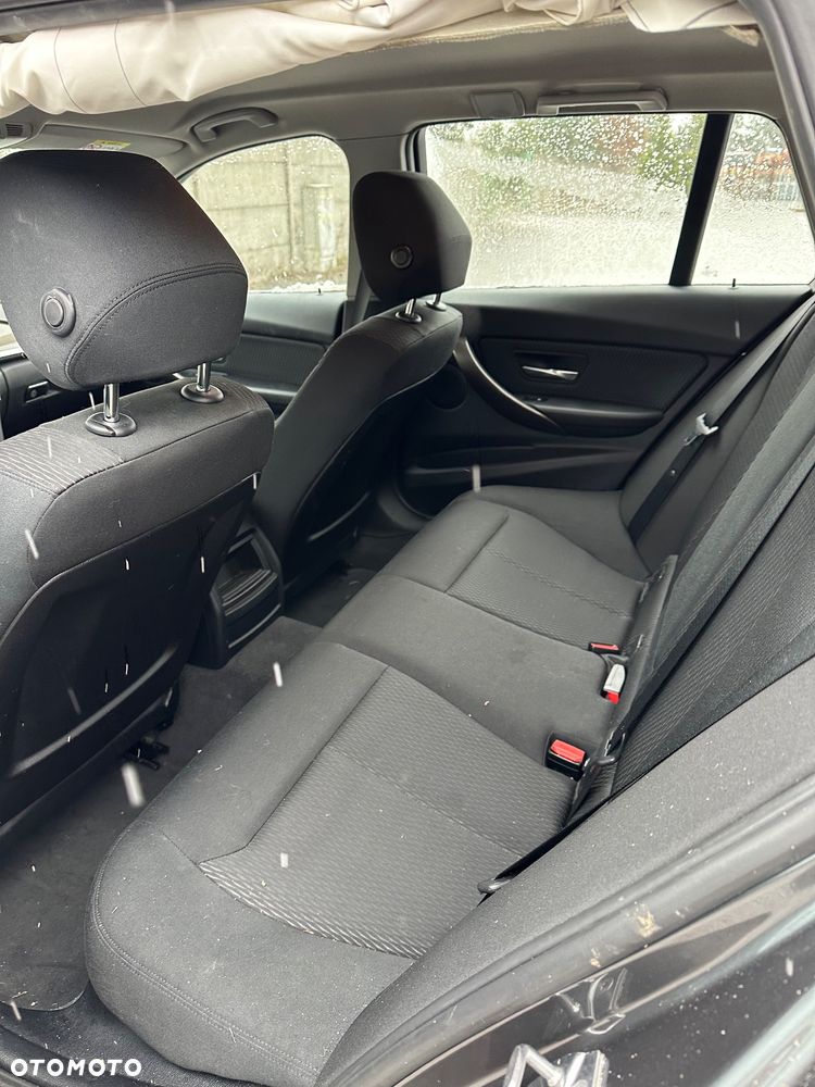 BMW Seria 3 - 16