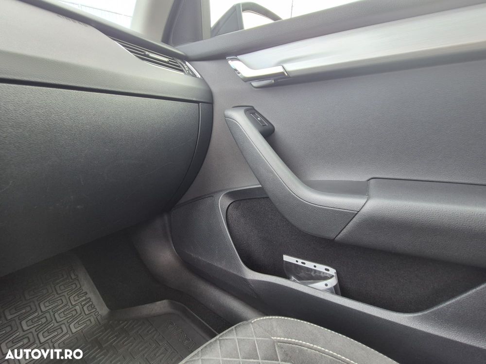 Skoda Octavia 2.0 TDI DSG Ambition - 7