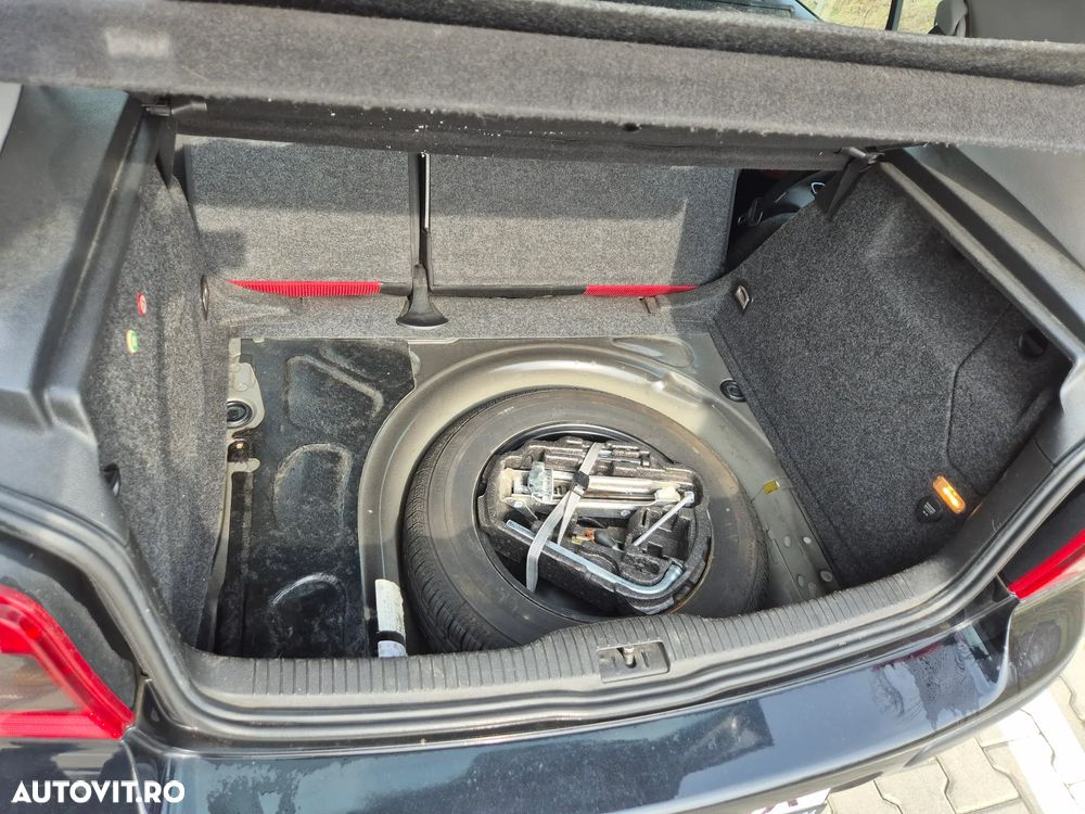 Volkswagen Golf 2.0 - 8