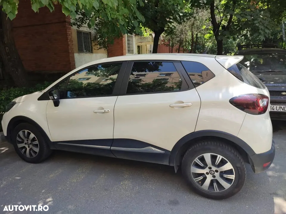 Renault Captur - 4