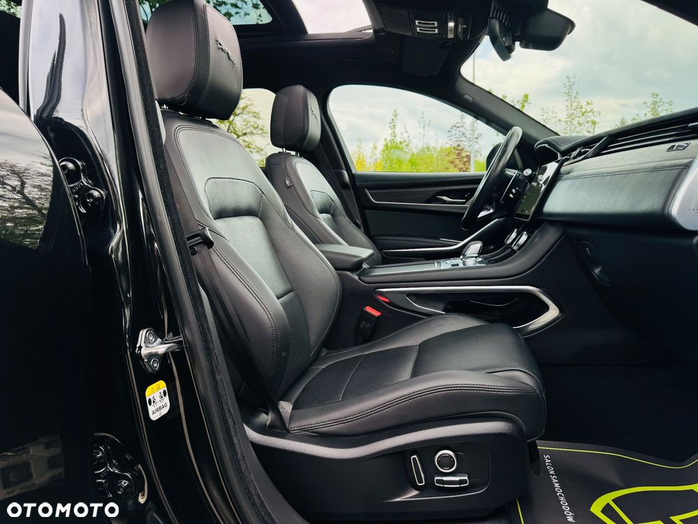 Jaguar F-Pace D200 AWD R-Dynamic HSE - 32