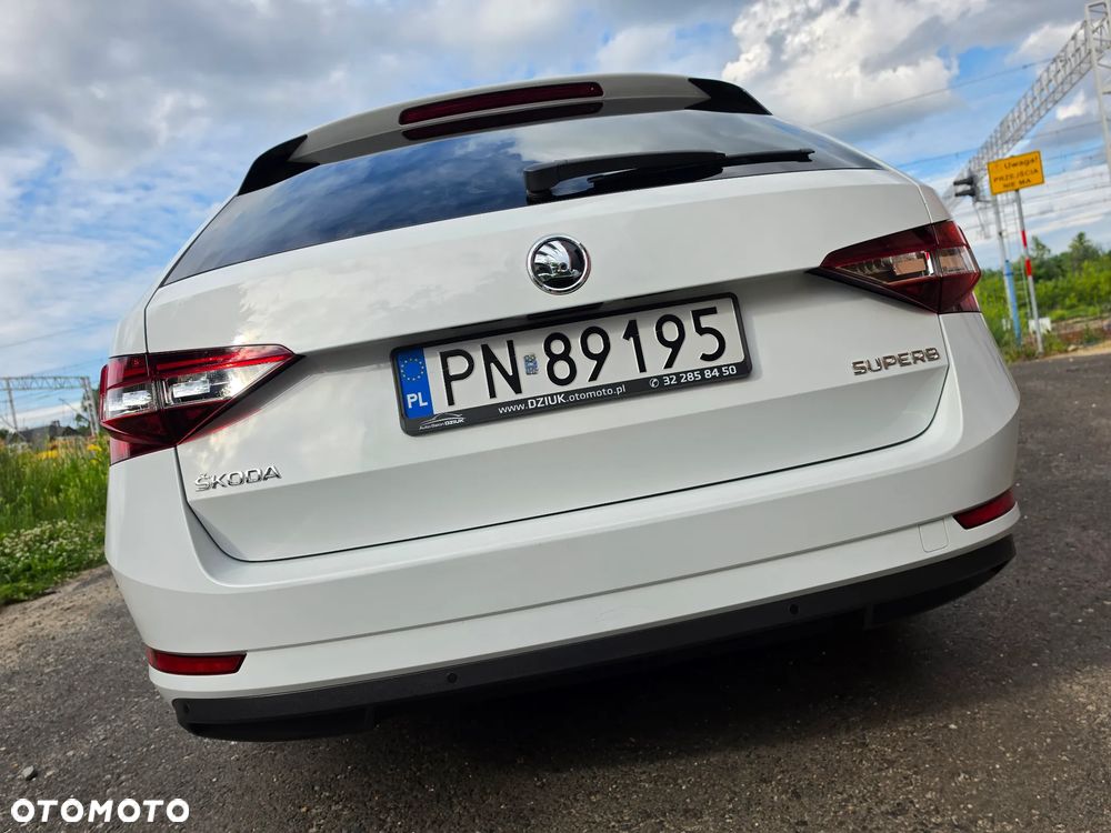 Skoda Superb 2.0 TDI L&K DSG - 5