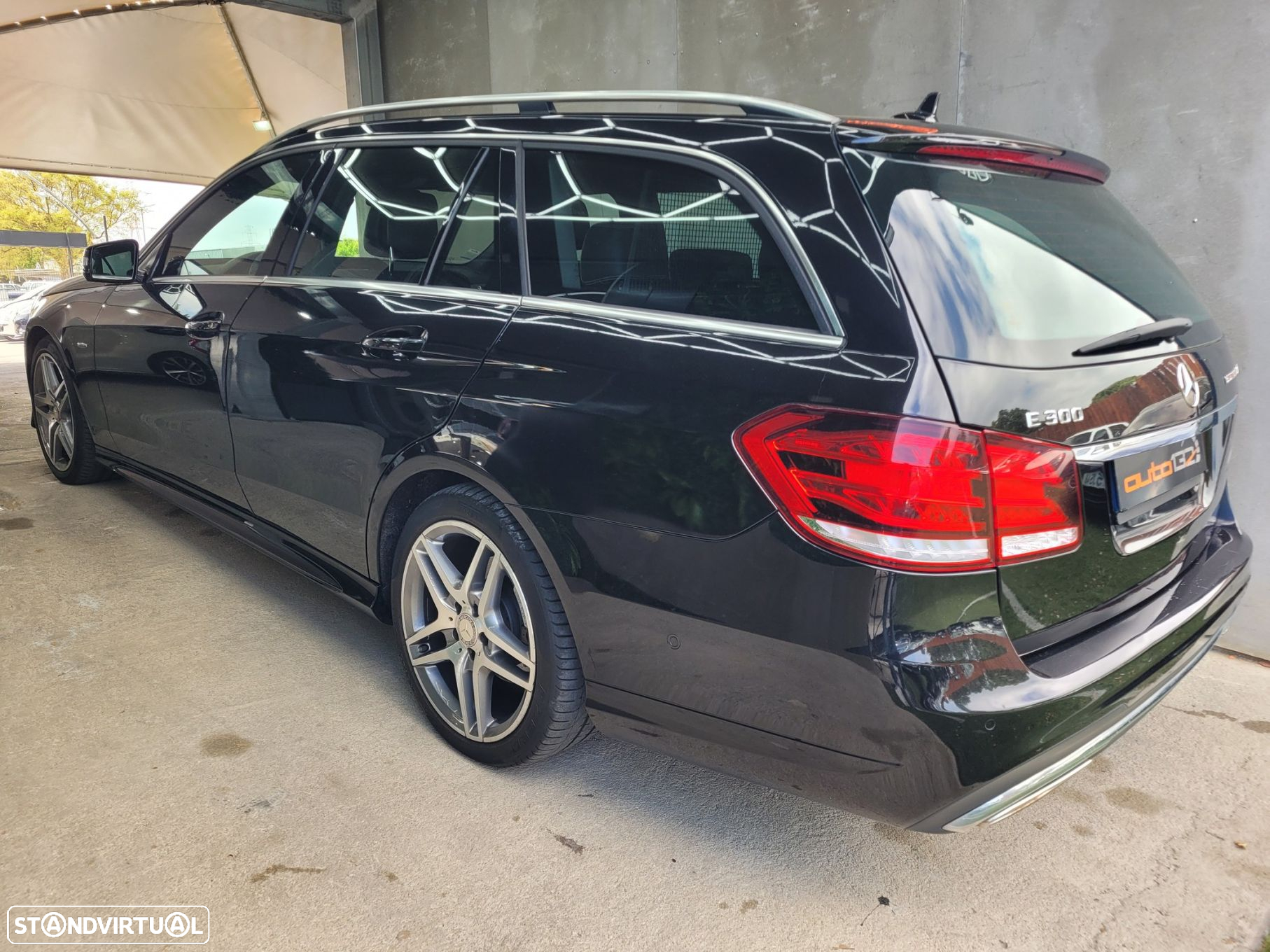 Mercedes-Benz E 300 Bluetec Hybrid Avantgarde - 46
