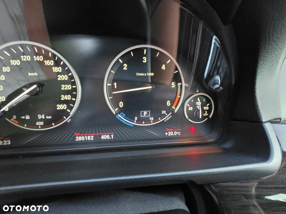 BMW Seria 5 530d xDrive Sport-Aut Luxury Line - 2