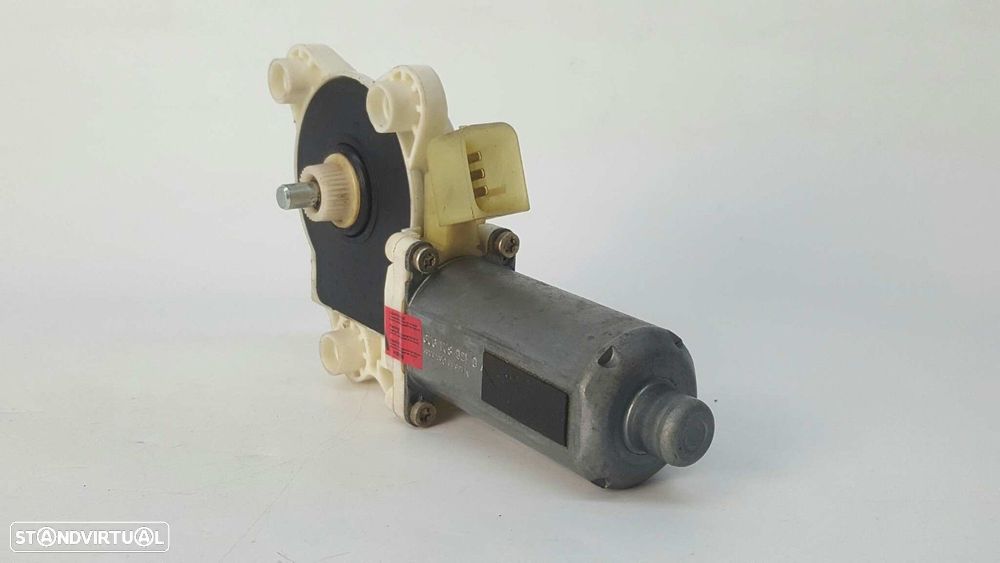 MOTOR ELEVADOR FRENTE DIREITO MERCEDES CLASE CLK (W209) COUPE 270 CDI (209.316) - 1