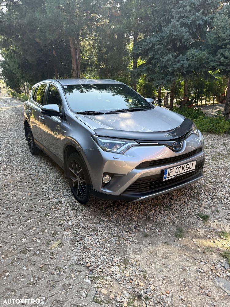 Toyota RAV4 - 2