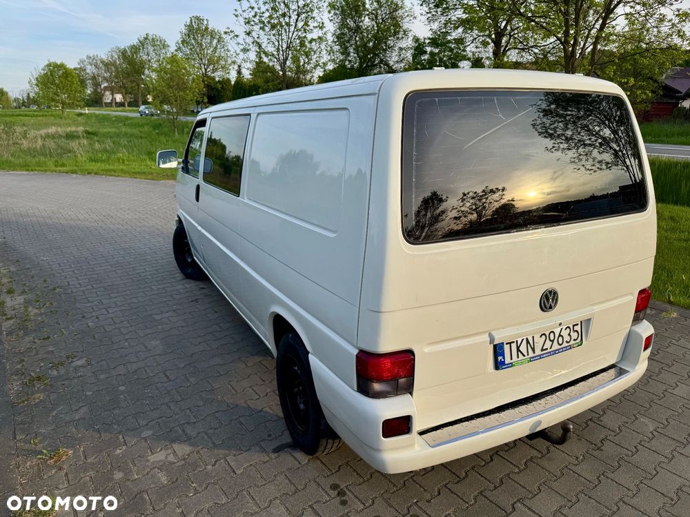 Volkswagen Transporter - 9