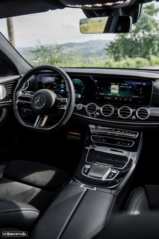 Mercedes-Benz E 300 de AMG Line - 26