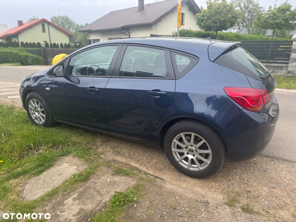 Opel Astra 1.7 CDTI - 5