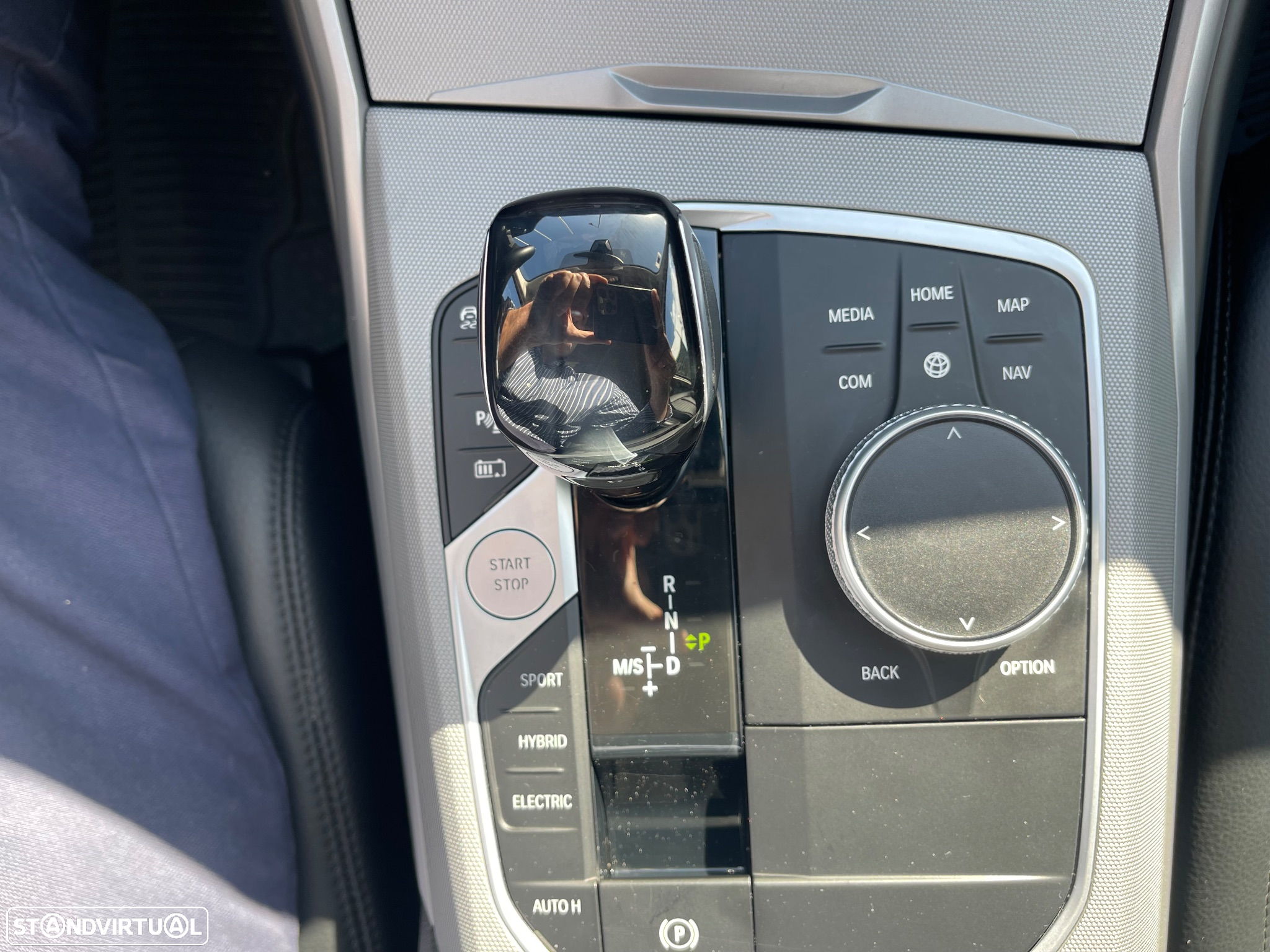 BMW 330 e Touring Line Sport Auto - 34